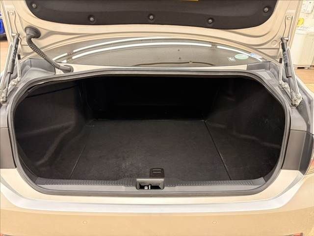 TOYOTA CROWN sedan hybrid 2018