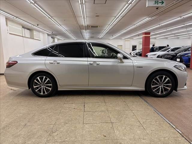TOYOTA CROWN sedan hybrid 2018