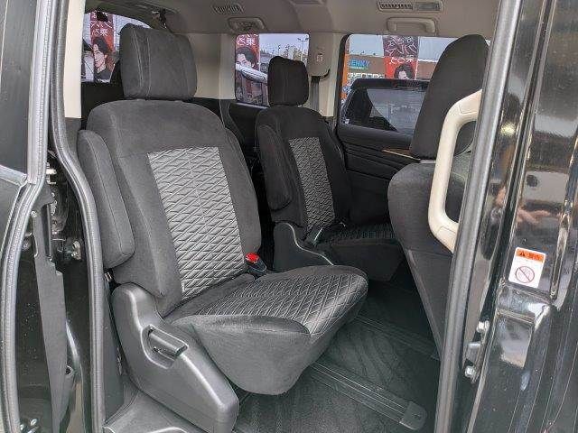 MITSUBISHI DELICA D:5 4WD 2019