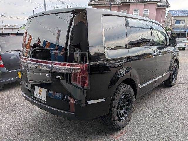 MITSUBISHI DELICA D:5 4WD 2019