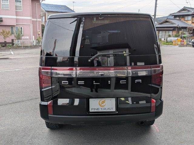 MITSUBISHI DELICA D:5 4WD 2019