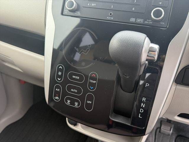 MITSUBISHI eK WAGON 2016