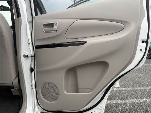 MITSUBISHI eK WAGON 2016