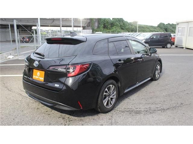 TOYOTA COROLLA TOURING HYBRID 2021