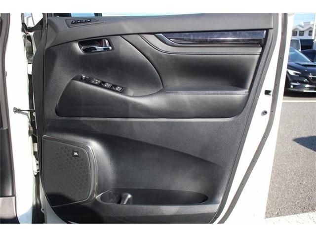 TOYOTA VELLFIRE 4WD 2018