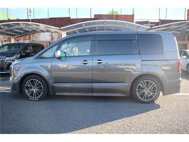 MITSUBISHI DELICA D:5 4WD 2019