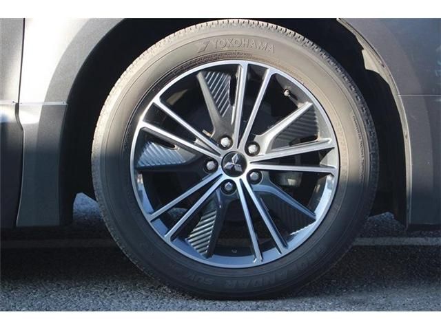 MITSUBISHI DELICA D:5 4WD 2019