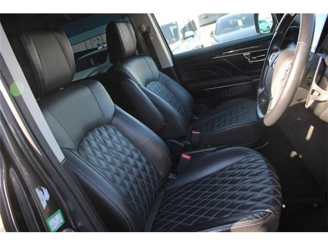 MITSUBISHI DELICA D:5 4WD 2019