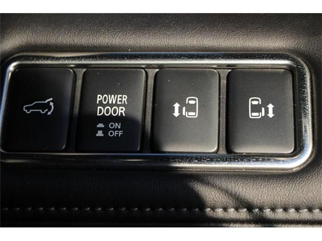 MITSUBISHI DELICA D:5 4WD 2019