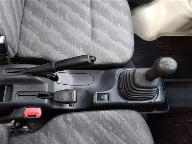 SUZUKI CARRY truck 4WD 2011