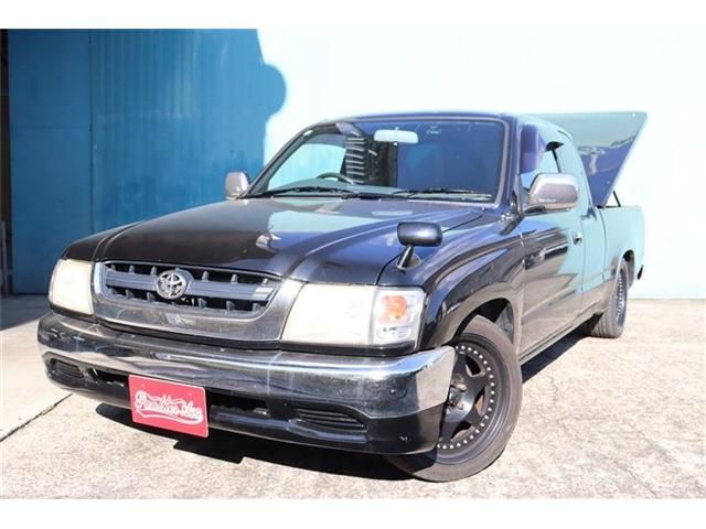 TOYOTA HILUX 2WD 2002