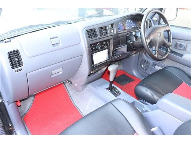 TOYOTA HILUX 2WD 2002