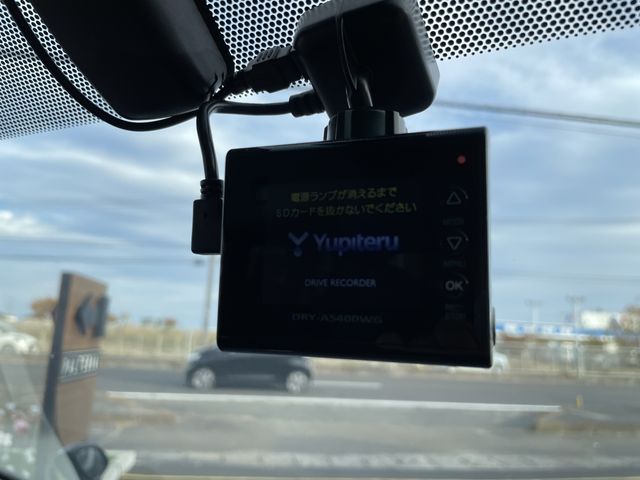 TOYOTA VELLFIRE 2013