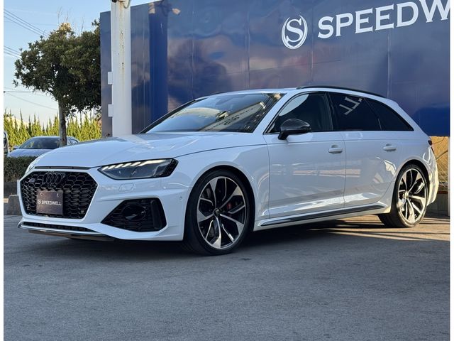 AUDI AUDI RS4 AVANT 2021