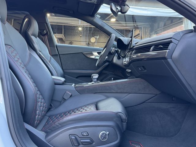 AUDI AUDI RS4 AVANT 2021