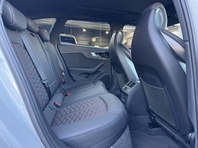 AUDI AUDI RS4 AVANT 2021