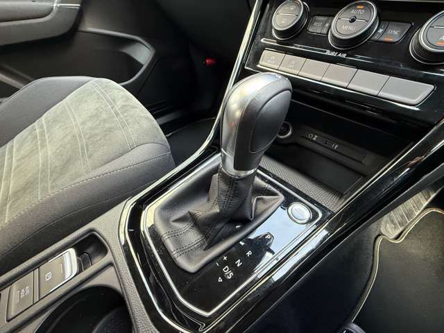 VOLKSWAGEN VOLKSWAGEN GOLF TOURAN 2016