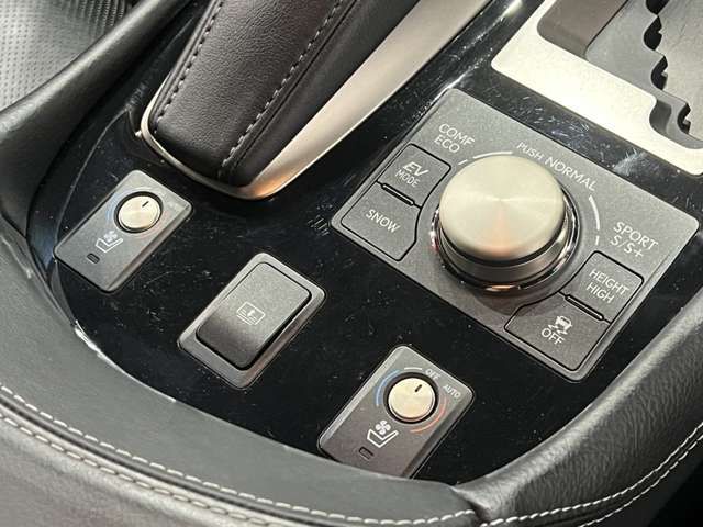 TOYOTA LEXUS LS600h 2012