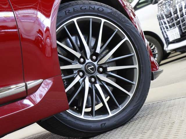 TOYOTA LEXUS LS600h 2012