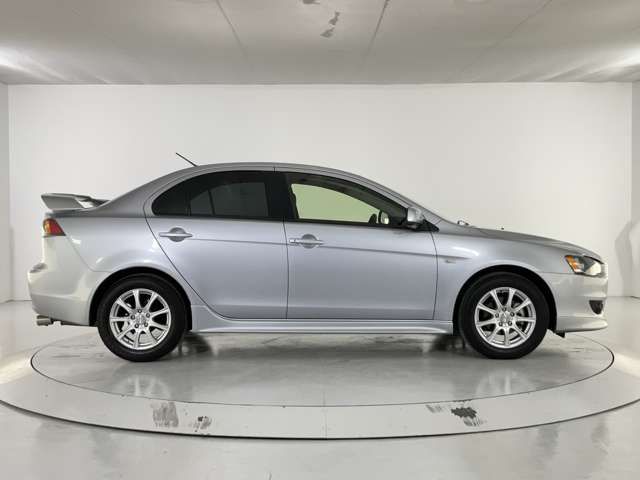 MITSUBISHI GALANT FORTIS 2013