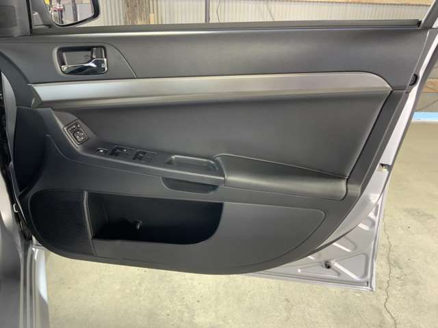 MITSUBISHI GALANT FORTIS 2013