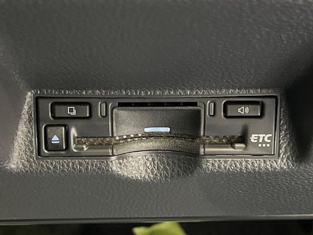 TOYOTA YARIS CROSS 2025