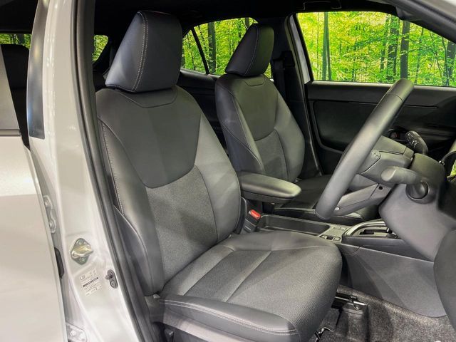 TOYOTA YARIS CROSS 2025