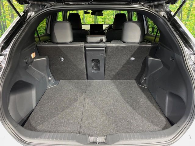 TOYOTA YARIS CROSS 2025