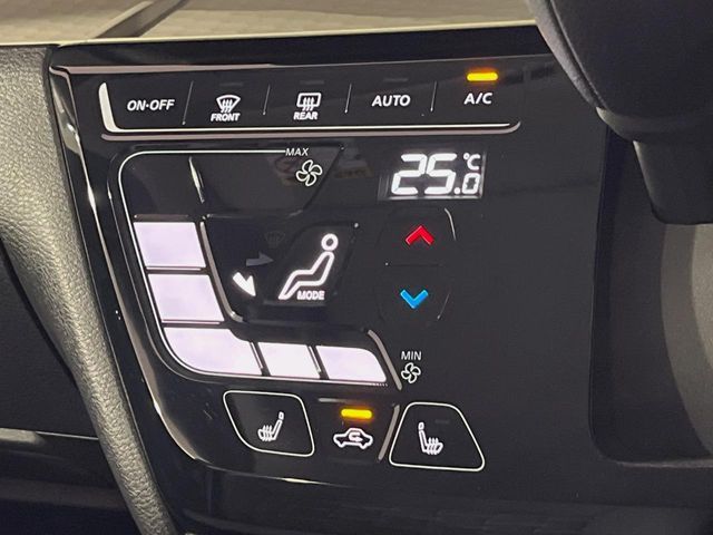 MITSUBISHI DELICA MINI 2024