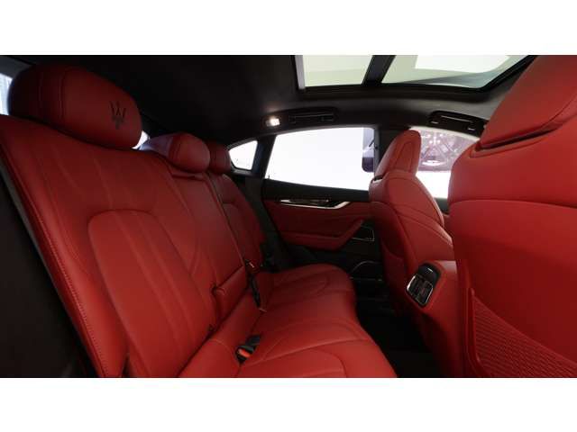 MASERATI MASERATI Levante 2022