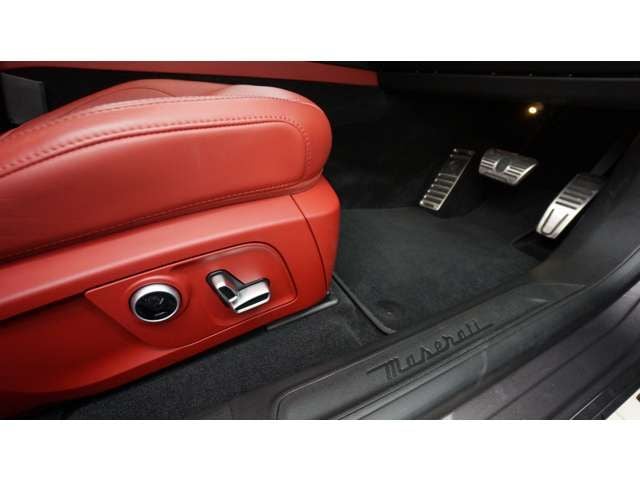 MASERATI MASERATI Levante 2022