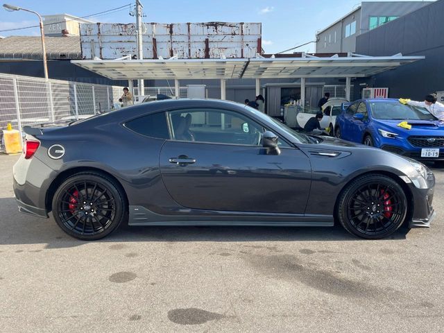 SUBARU BRZ 2019
