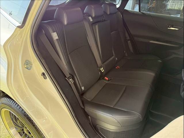 TOYOTA HARRIER HYBRID 2020