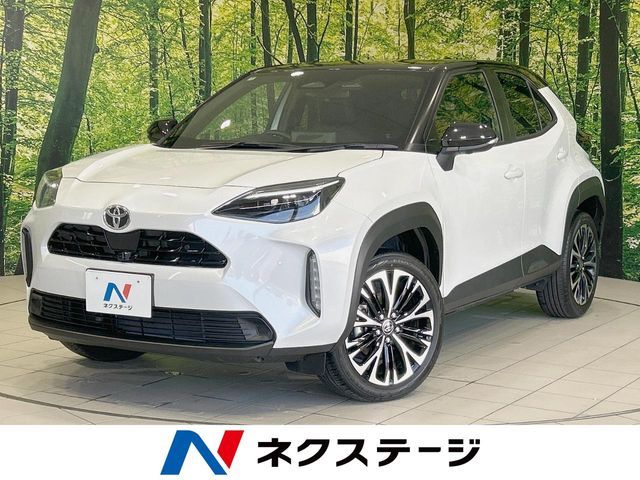 TOYOTA YARIS CROSS 2025