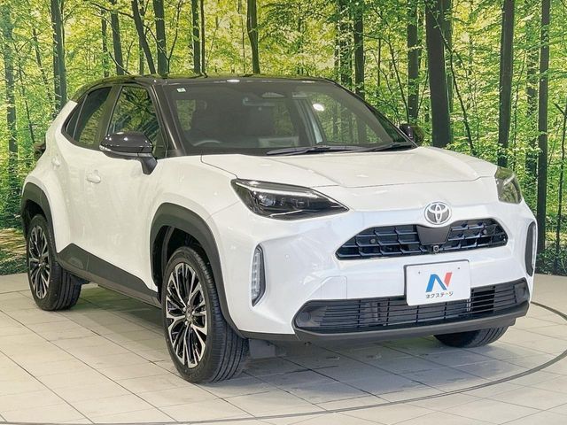 TOYOTA YARIS CROSS 2025