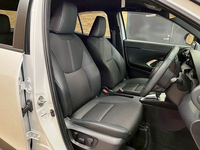 TOYOTA YARIS CROSS HYBRID 2022