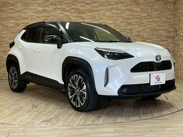 TOYOTA YARIS CROSS HYBRID 2022