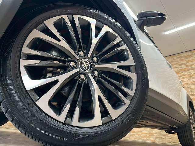 TOYOTA YARIS CROSS HYBRID 2022