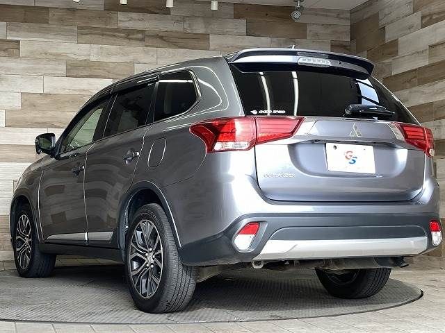 MITSUBISHI OUTLANDER 4WD 2015