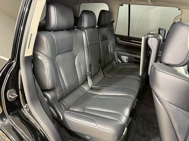 TOYOTA LEXUS LX570 AWD 2015