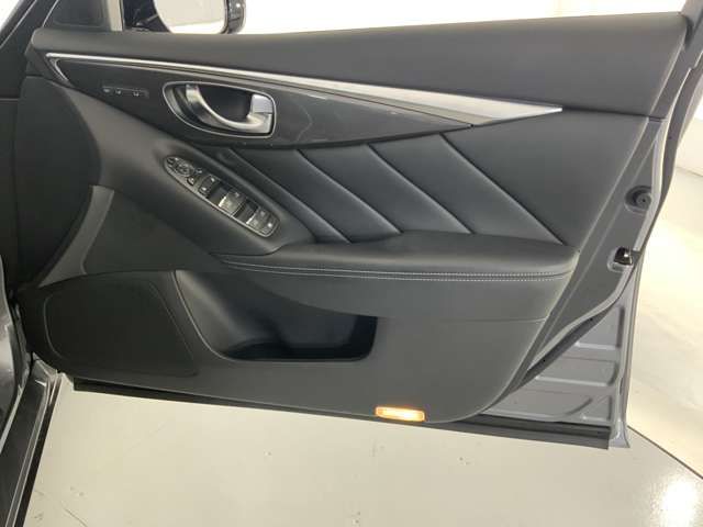 NISSAN SKYLINE HYBRID 2020