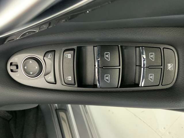 NISSAN SKYLINE HYBRID 2020