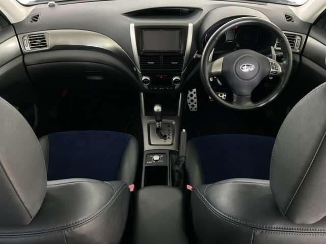 SUBARU FORESTER 2011