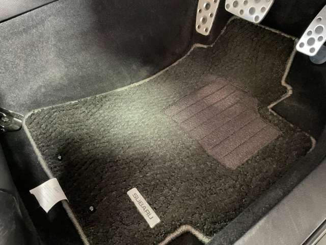 SUBARU FORESTER 2011