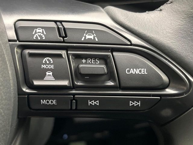 TOYOTA YARIS CROSS 2025