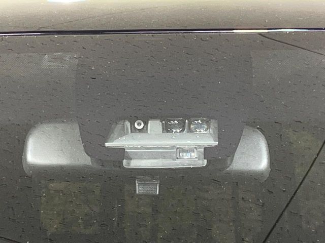 TOYOTA NOAH 4WD 2017