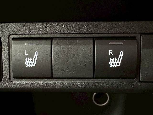 TOYOTA YARIS CROSS HYBRID 2025