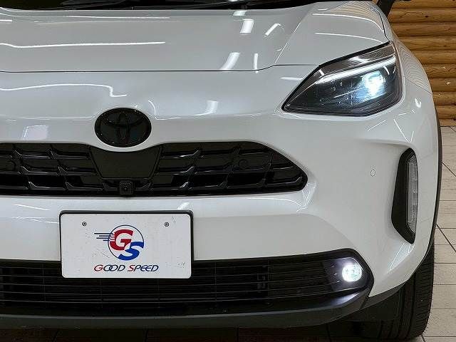 TOYOTA YARIS CROSS HYBRID 2025