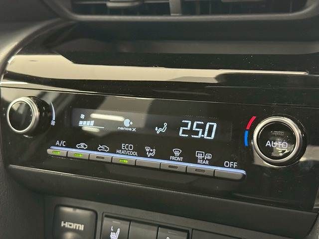 TOYOTA YARIS CROSS HYBRID 2025