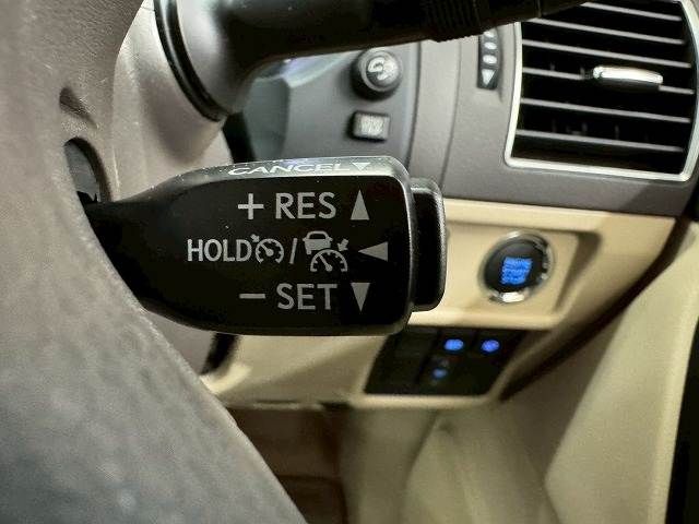 TOYOTA LANDCRUISER PRADO 2023